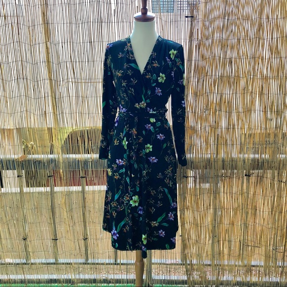 H&M Dresses & Skirts - H&M Floral Faux Wrap Dress